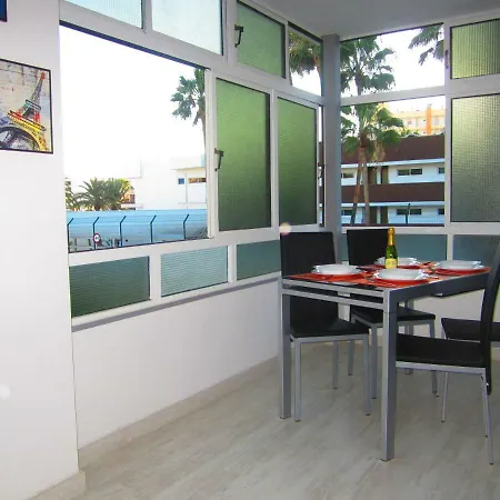 Happy Premium Apartment